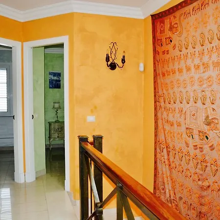 Chalet Juana Чайофа